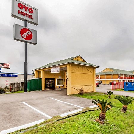 Oyo Hotel San Antonio Lackland Near Seaworld Eksteriør bilde