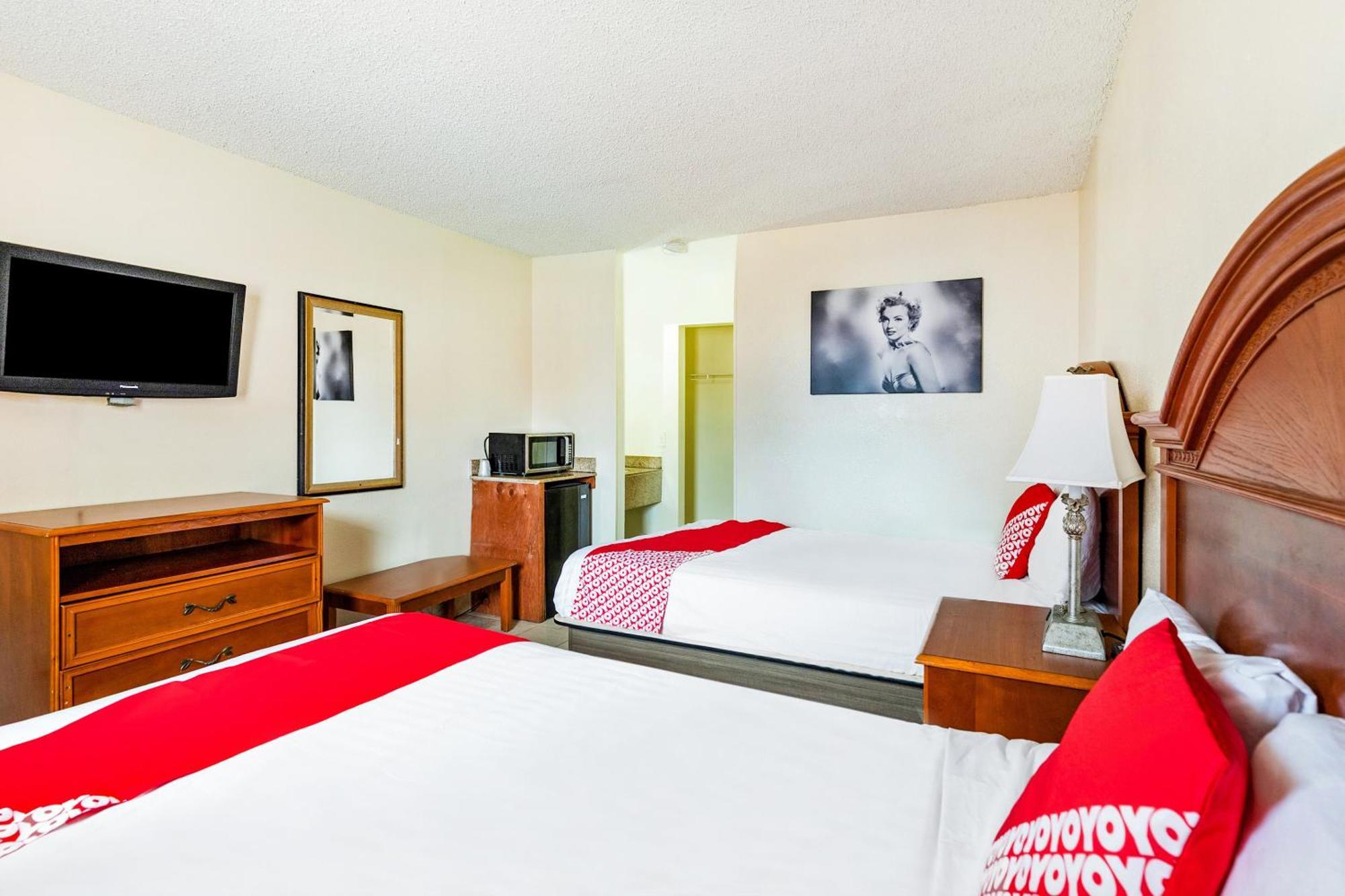 Oyo Hotel San Antonio Lackland Near Seaworld Eksteriør bilde