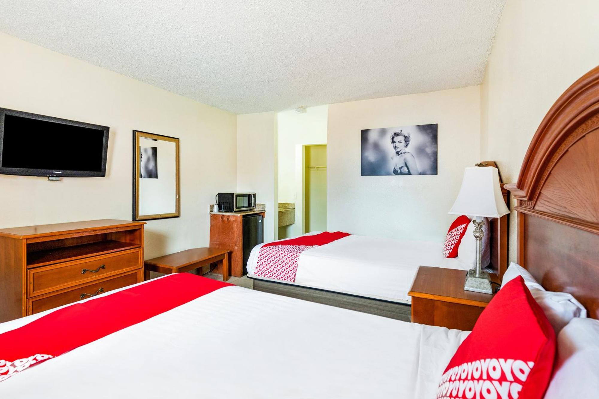 Oyo Hotel San Antonio Lackland Near Seaworld Eksteriør bilde