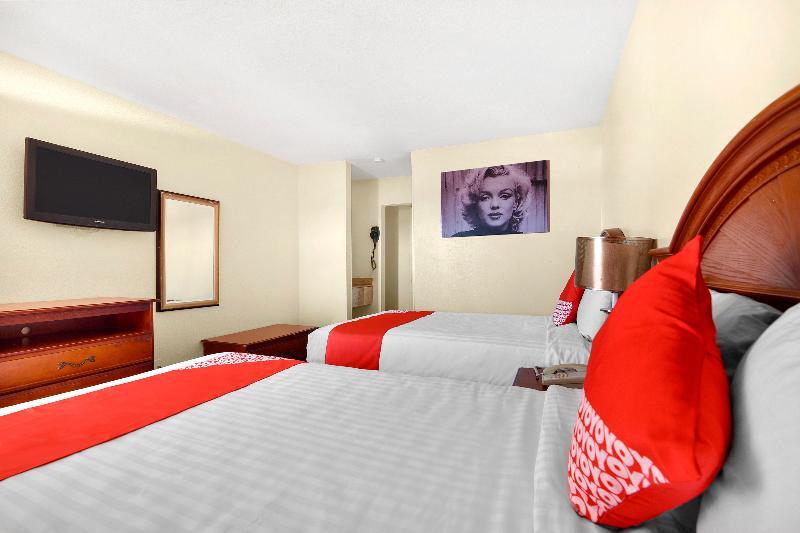 Oyo Hotel San Antonio Lackland Near Seaworld Eksteriør bilde